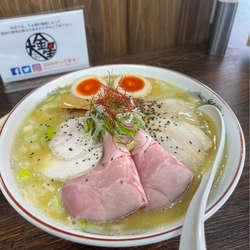 鶏白湯らぁめん