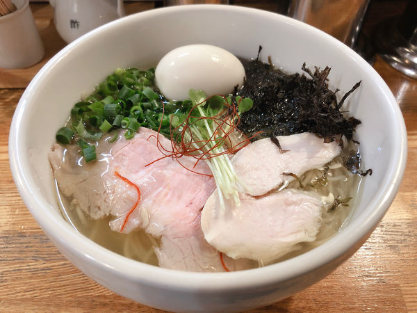 「鶏清湯　塩ら〜めん」@麺庵 小島流の写真