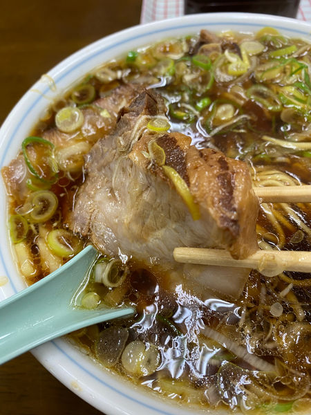 「チャーシューメン➕麺固め　1000円」@鈴屋の写真