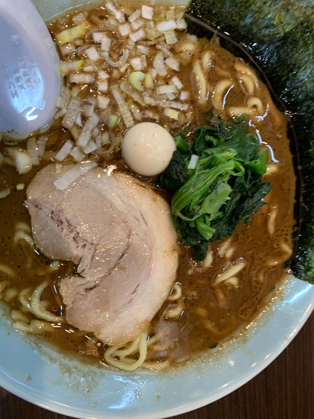 「ラーメン　黒胡椒味噌　大盛」@福山 魂心家の写真