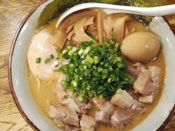 「得製らーめん（大盛）＋チャーシュー」@風雲児の写真