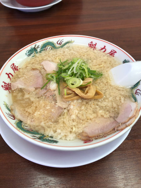 「コク旨ラーメン麺固め、脂多め」@ラーメン魁力屋 八潮店の写真