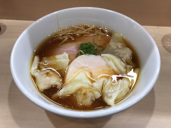 「ワンタン中華そば」@手揉み中華そば 中村の写真