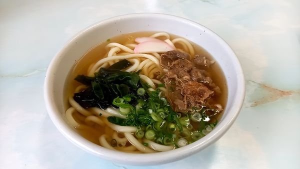 「肉うどん」@れすとらん ココットの写真
