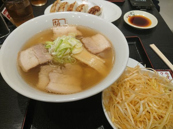 「喜多方ラーメン＋ピリ辛ねぎ」@喜多方ラーメン 坂内 大森東口店の写真