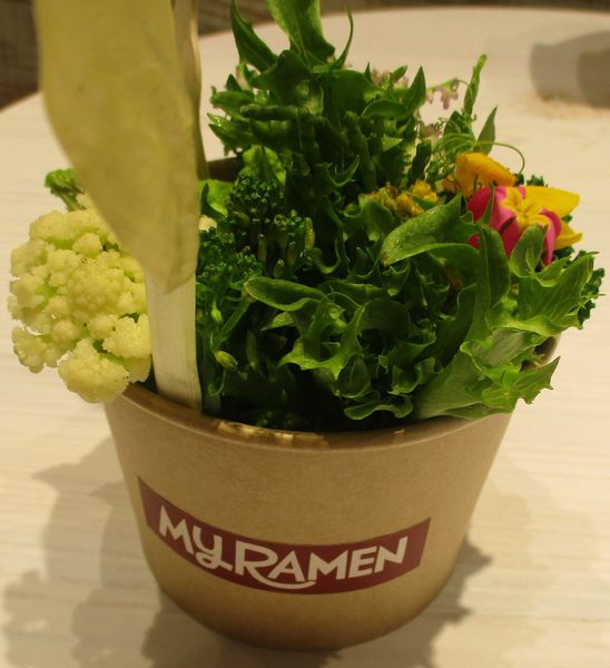 「ブーケ　1000円　　プレーン　500円」@マイラーメン グラスヌードルショップの写真