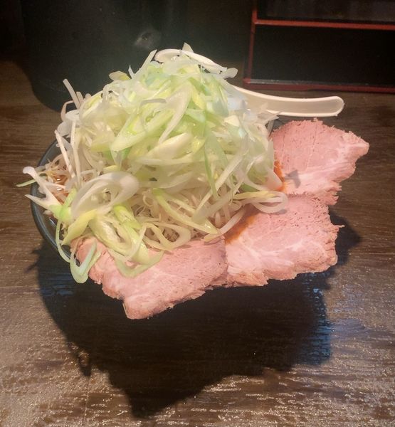 「勝浦タンタンメン チャーシュー もやし ネギ」@麺屋MASTER PIECE 一宮店の写真