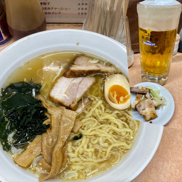 「塩ラーメン＋生ビール」@雨風本舗の写真
