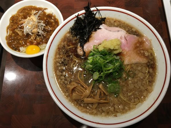 「背脂生姜醤油ラーメン」@生姜醤油専門 我武者羅 代々木店の写真