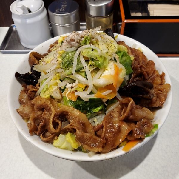 「肉巻きたんめん小・太麺」@麺処 まるよし商店の写真