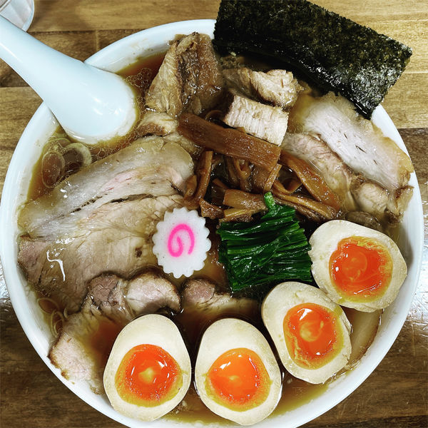 「醤油チャーシュー麺大盛り」@オランダ軒の写真