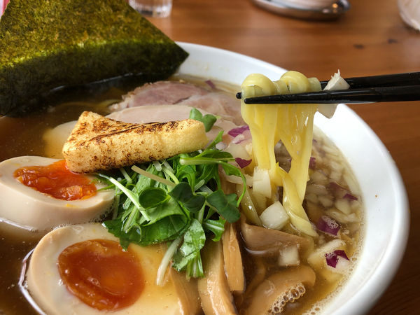 「味玉にぼしそば　880円」@中華蕎麦 円雀の写真