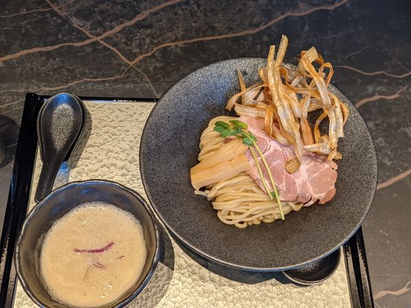 「鶏つけsobaごぼう増し」@鶏soba 座銀 高槻店の写真