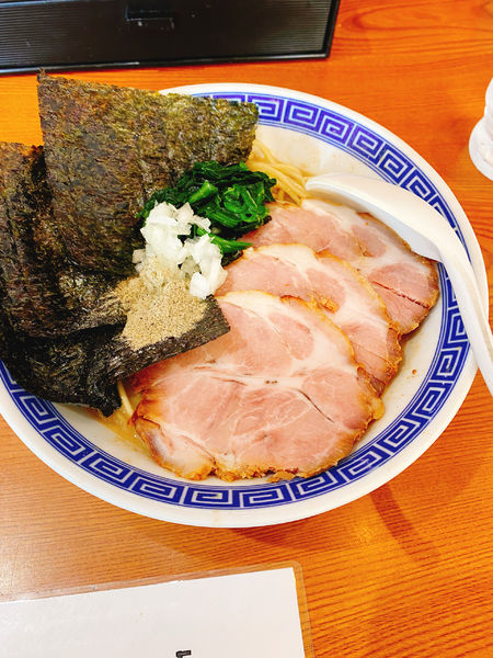「極上！煮干豚骨ラーメン」@常勝軒 伊勢崎総本店の写真