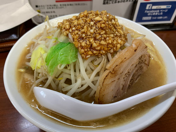 「大ガリブタ2号　ニンニク追加」@麺BUILD g.B.mの写真