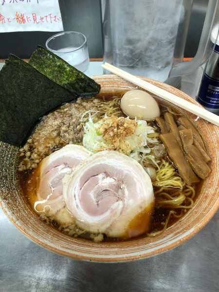 「覆麺醤油大盛り」@覆麺 智の写真