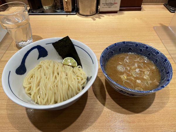 「濃厚つけ麺」@つじ田 Otemachi One店の写真