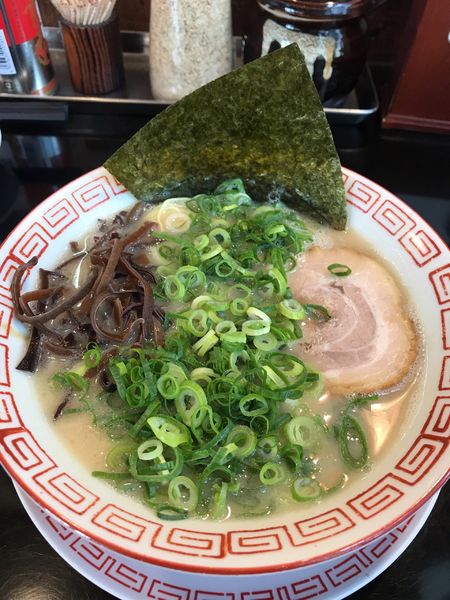 「長浜ラーメン」@博多長浜らーめん 六角堂 淵野辺本店の写真