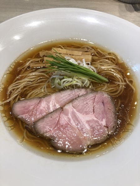 「地鶏としじみの中華蕎麦(細麺)850円」@宍道湖しじみ中華蕎麦 琥珀 東京本店の写真