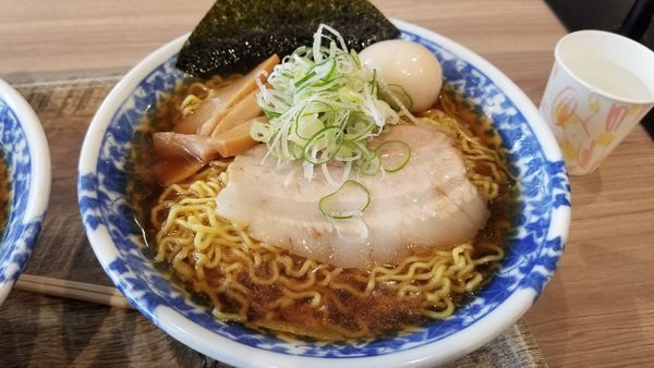 「煮干醤油ラーメン　大盛　味玉トッピング」@凌駕IDEA イオンモール松本店の写真