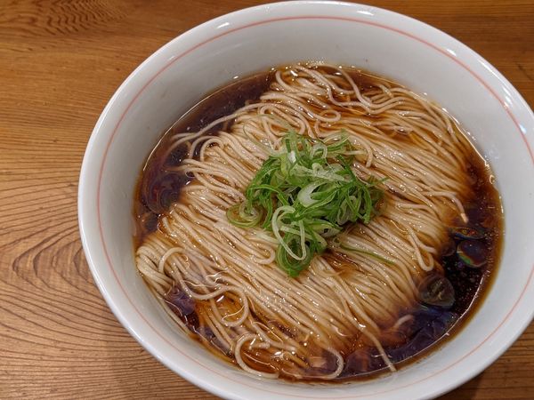 「試作 冷やし煮干し醤油ラーメン」@別邸三く 中華蕎麦 萃の写真