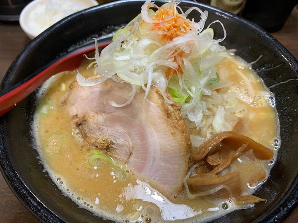 「味噌　野菜ニンニク増し」@麺処 花田 池袋店の写真