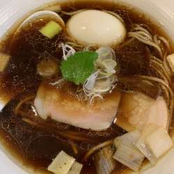 味玉醤油ラーメン