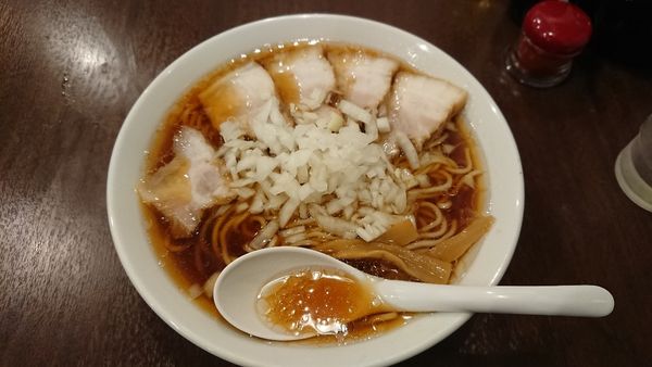 「竹岡式らーめん中盛り」@自家製熟成麺 吉岡 田端店の写真