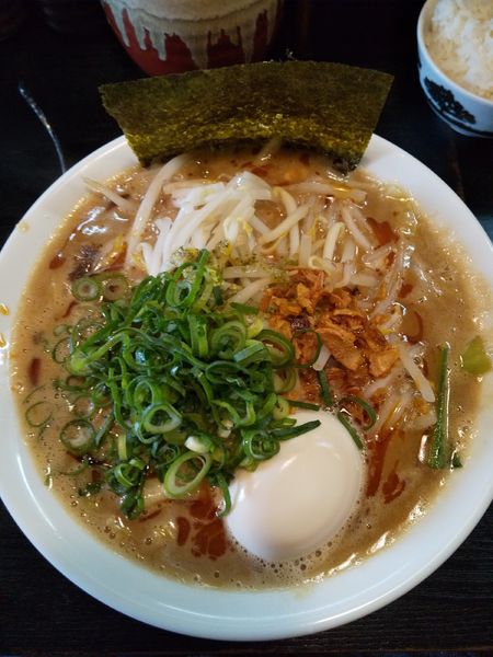 「豚骨味噌タンメン（味玉付き）」@豚そば ぎんや 黒川本店の写真