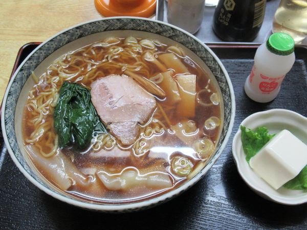 「ワンタンメン（650円）」@錦乃の写真