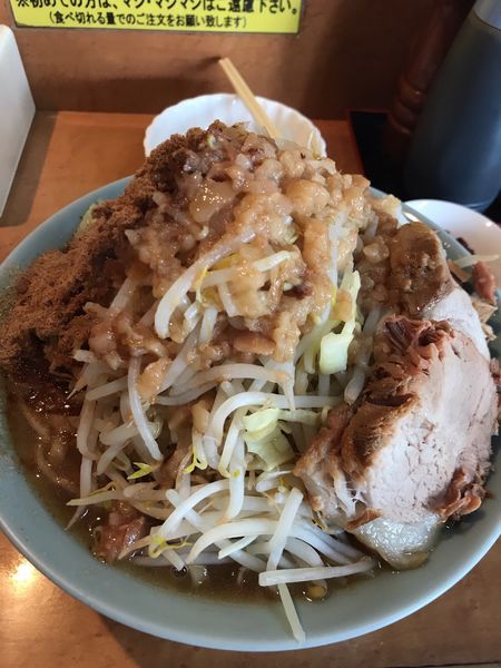 「大ラーメン　魚粉」@立川マシマシ ロイヤルスープの写真