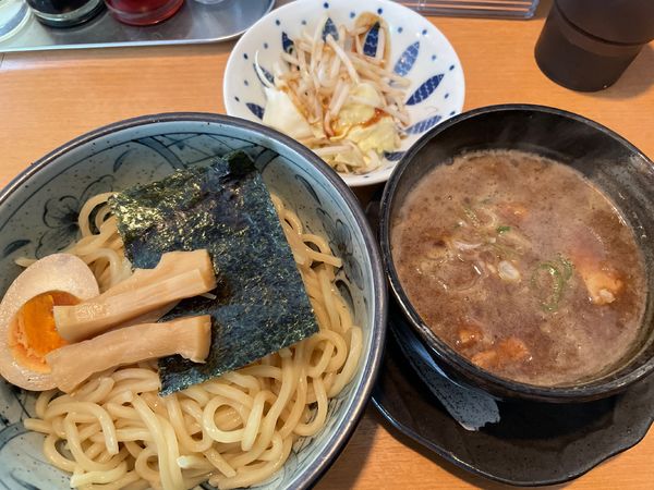 「豚骨魚介つけ麺」@焦がしねぎらーめん 葱次郎 大宮西口店の写真