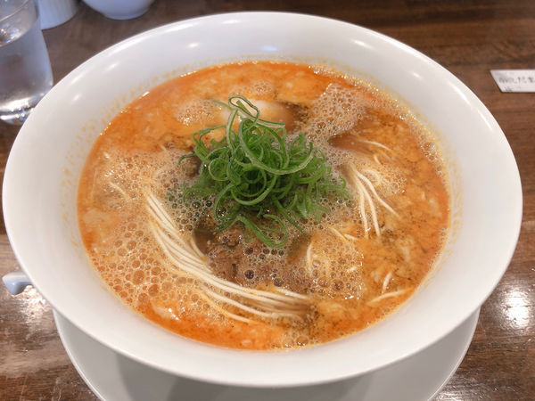 「担担麺　味付玉子」@創作麺工房 鳴龍の写真
