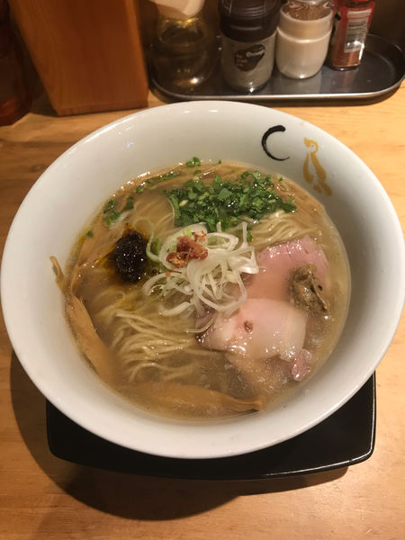 「真鯛と蛤の塩そば 950円」@SOBAHOUSE 金色不如帰 新宿御苑本店の写真