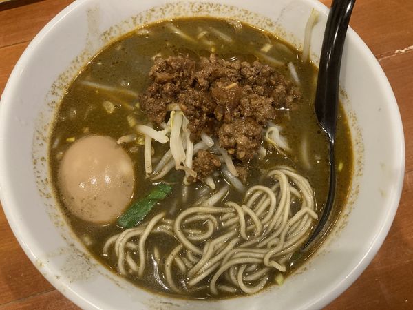 「黒ごまタンタン肉そば¥850」@吉祥飯店の写真