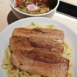 つけめんライト（淡麗）Ｌ＋炙りチャーシュー×３