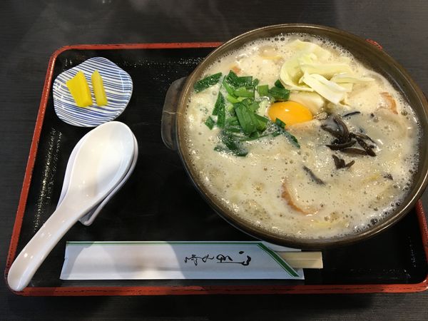 「にんにくホルモン(鍋焼きラーメン) 980円」@鍋焼きラーメン のがろ~ 須崎本店の写真