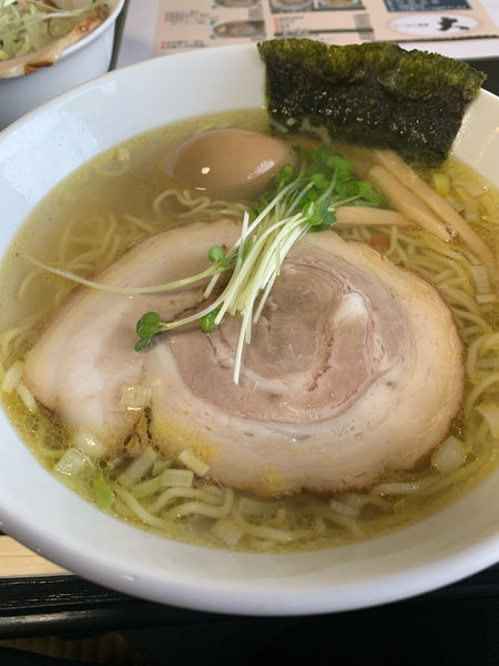 「味玉しおラーメン」@ラーメン厨房 大の写真