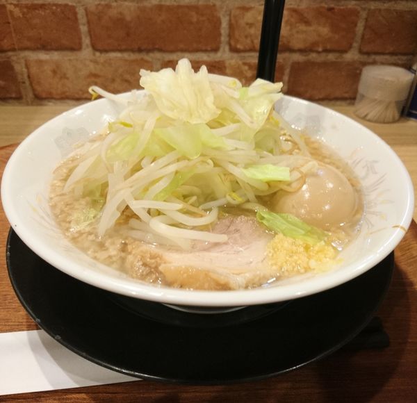 「特製らーめん 野菜中盛」@麺屋けんしんの写真