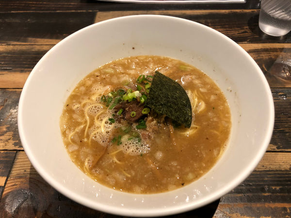 「本節らあめん」@俺の空 池袋店の写真