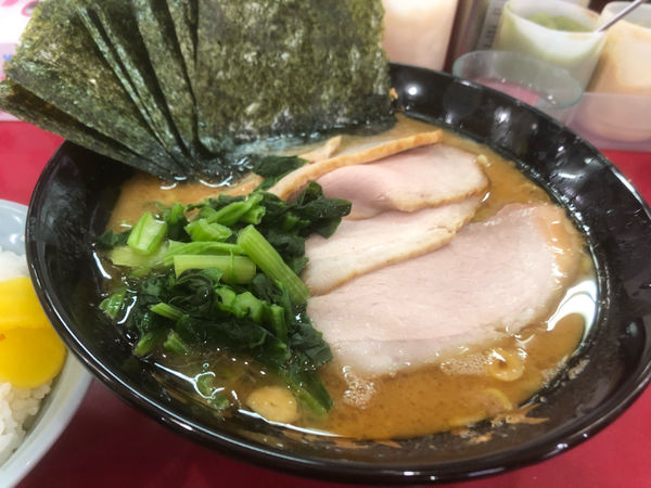 「チャーシュー麺中盛(普通で)　のり」@杉田家 千葉祐光店の写真