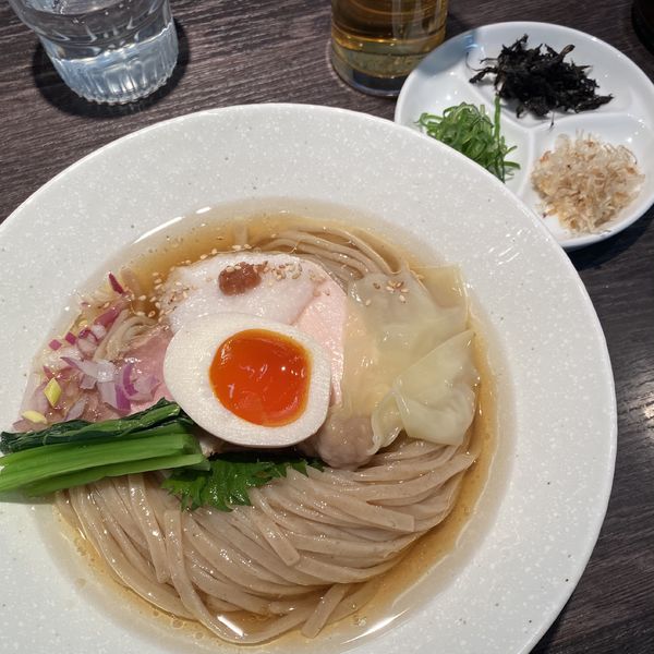 「もち小麦の冷香麺＋ビール（中瓶）」@麺創房LEOの写真