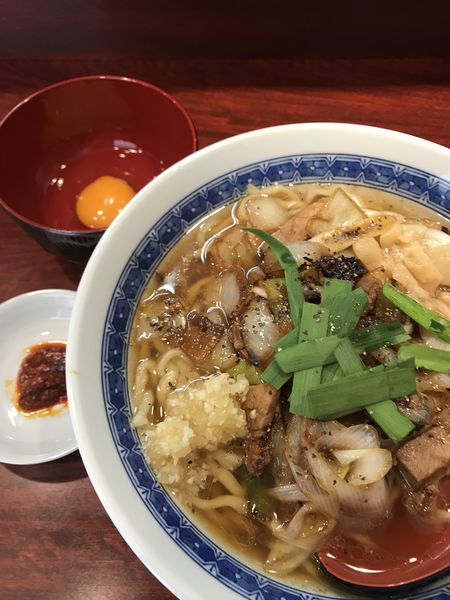 「スタミナ中華、ニンニク、アブラ、からめ、生卵」@中華そば たた味の写真