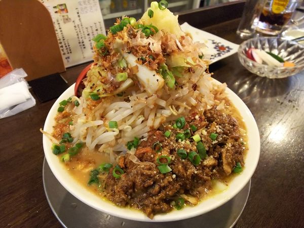 「濃厚キーマカレー二郎」@立ち呑み居酒屋 金町製麺の写真