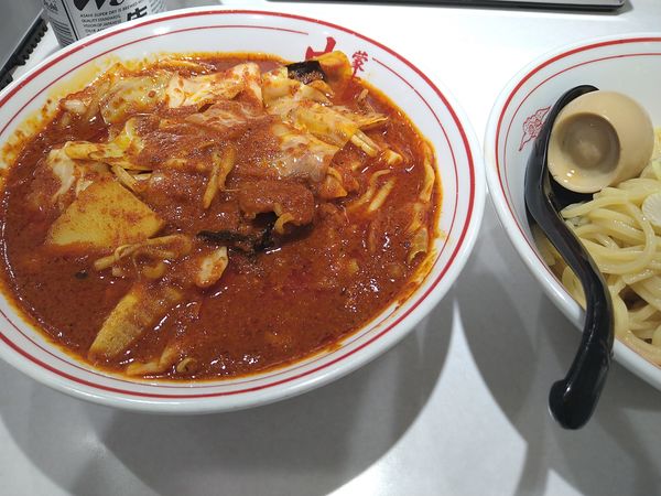 「冷し味噌やさい 5辛 野菜増し 味玉」@蒙古タンメン 中本 錦糸町店の写真