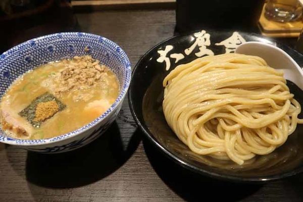 「つけめん並　850円」@六厘舎 上野店の写真