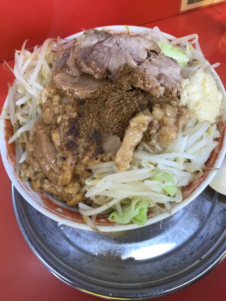 「まぜそば」@麺でる 戸越店の写真