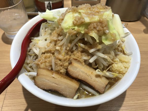 「豚煮干し野菜増しニンニク」@鶏と魚だしのつけめん哲 溝の口店の写真