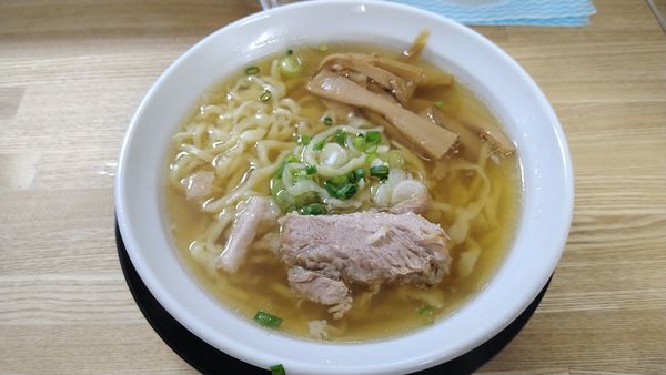 「青竹手打ち佐野ラーメン¥650+ハレルヤ餃子¥290-」@青竹手打ち佐野らーめん 晴れる屋の写真