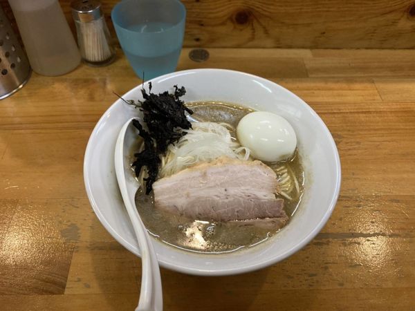 「白醤油　出汁打ち込み式味玉　和え玉」@煮干中華ソバ イチカワの写真